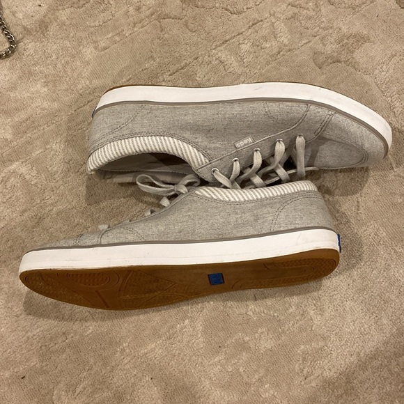 Keds canvas lace up size 10 - Picture 2 of 6